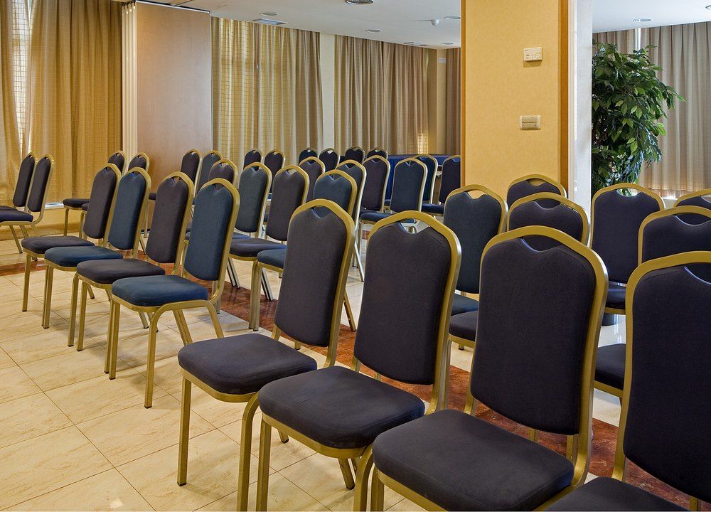 Hotel Zenit Logroño Udogodnienia zdjęcie
